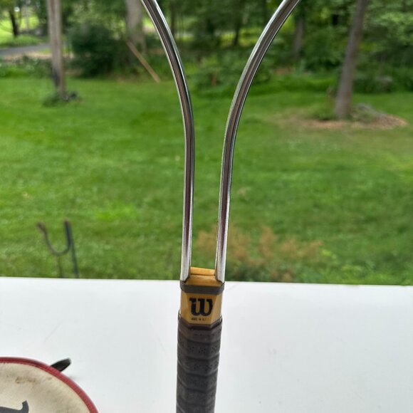 #2000 Classic Vintage Wilson T2000 Tennis Racket Wilson T2000 - Picture 1 of 15
